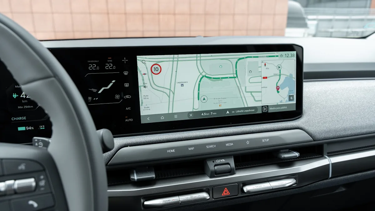 KIA EV3 centre display navigointi 2025