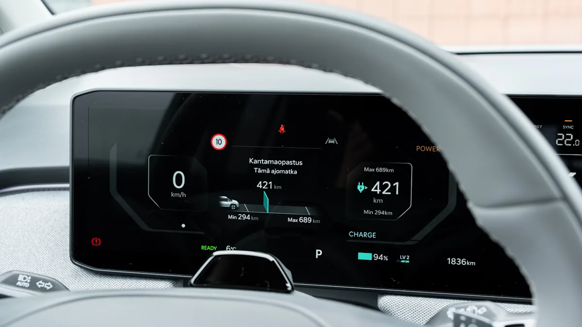 KIA EV3 instrument cluster kantama 2025