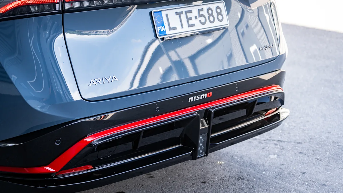 Nissan ariya nismo takapuskuri 2025