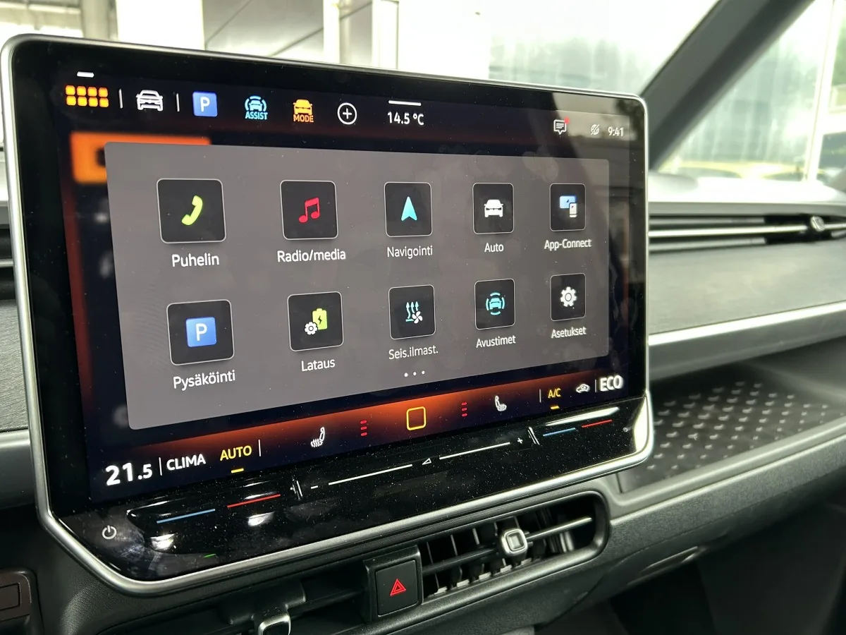 Volkswagen ID buzz 2025 naytto valikko