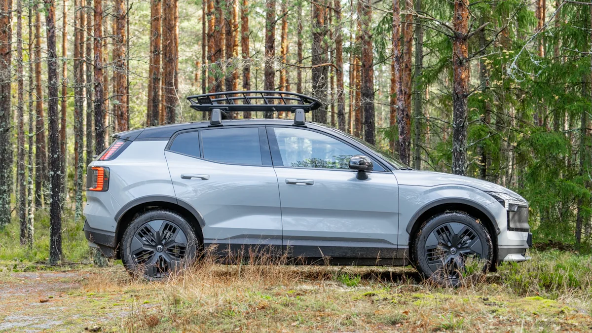 Volvo EX30 cross country from the side 2025