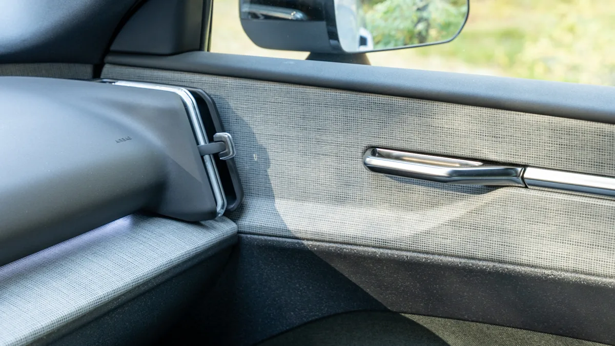 Volvo EX30 cross country interior 2025